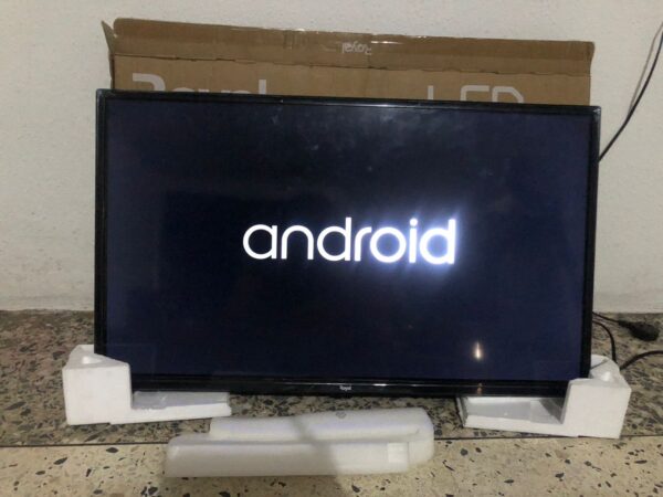 Royal 32 inch TV